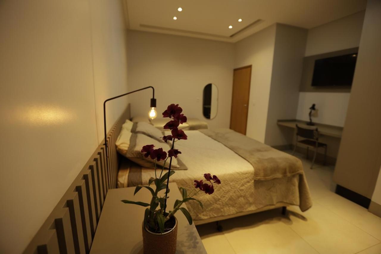 Hotel Pousada Marra Catalao Bagian luar foto