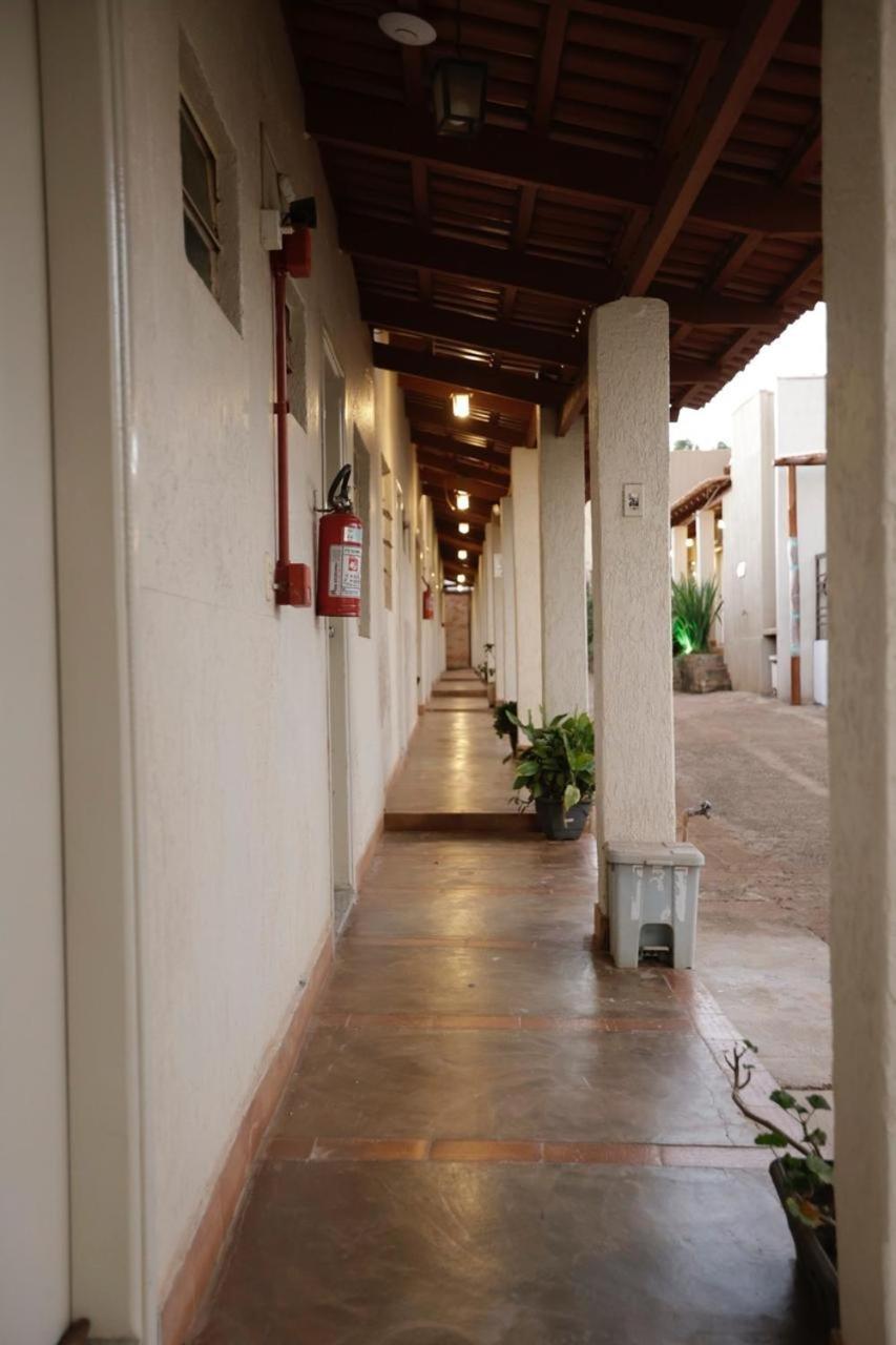 Hotel Pousada Marra Catalao Bagian luar foto