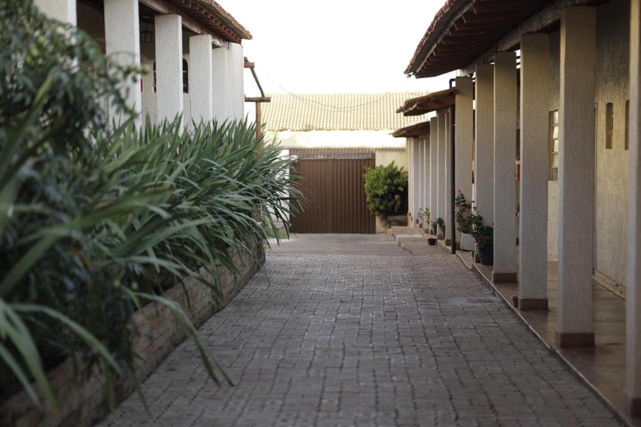 Hotel Pousada Marra Catalao Bagian luar foto
